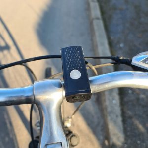 Set USB akumulatorske kolesarske svetilke + zadnja luč