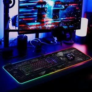 Opplyst XXL LED RGB mus og tastaturmatte