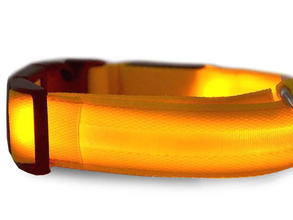 Univerzalna LED svjetleća ogrlica za pse i mačke - podesiva do 59 cm - slika 5