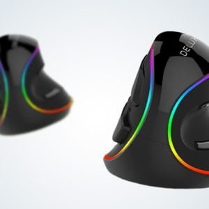Ergonomski okomiti optički miš 4000DPI LED RGB