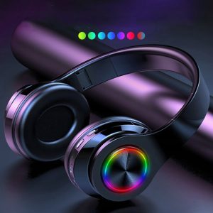 Črne brezžične LED RGB igralne slušalke z mikrofonom