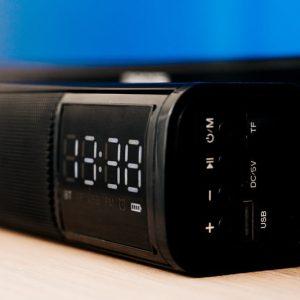 Aku. 2400mAh brezžični bluetooth soundbar zvočnik hišni kino 41cm + ura