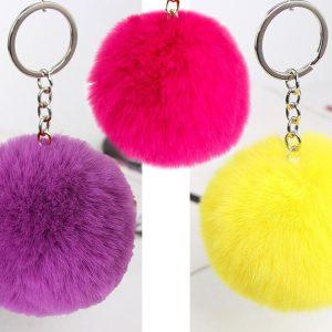 Obesek za ključe s krznenim cofom 8cm