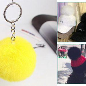 Obesek za ključe s krznenim cofom 8cm