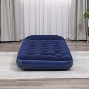 Nafukovací matrace s pumpou