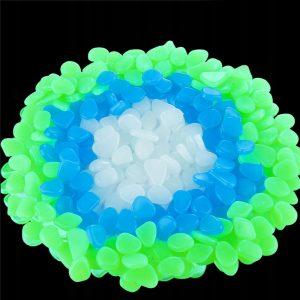 Fluorescentni svetleči kamni 100kos do 3cm 22 Fluorescentni svetleči kamni v temi