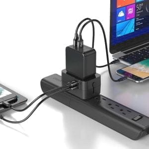 Potovalni adapter vtič EU all in one cel svet 2x USB polnilec 2.1A črn 22 Črn univerzalni potovalni adapter z dvema USB polnilcema