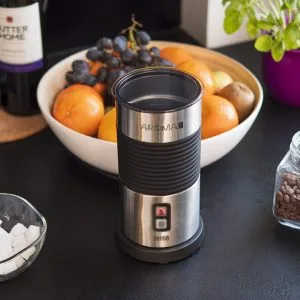 Alternativni prikaz grijača i pjenilice mlijeka od 650 W AROMA F30 600 ml