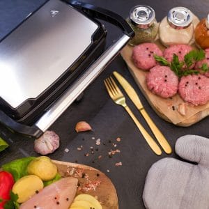 Električni toaster in kontaktni žar za sendviče