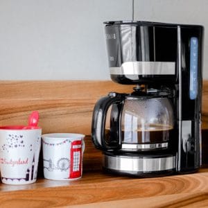 1000W kapalni kavni aparat s filtrom 1500ml AROMA 100 21 Kavni aparat AROMA 100 s filtrom in steklenim vrčem
