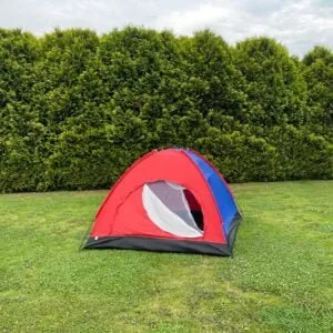Turistický stan pro 4 osoby