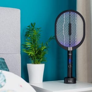 3v1 aku. električni lopar UV LED uničevalec insektov črn 19 Črn 3v1 akumulatorski električni lopar UV LED uničevalec insektov
