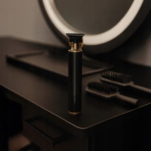 Inox akumulatorski LCD brivnik in strižnik za lase in brado USB črn