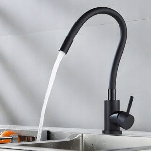 FLEX enoročna kuhinjska armatura z gibljivo cevjo črna 360°