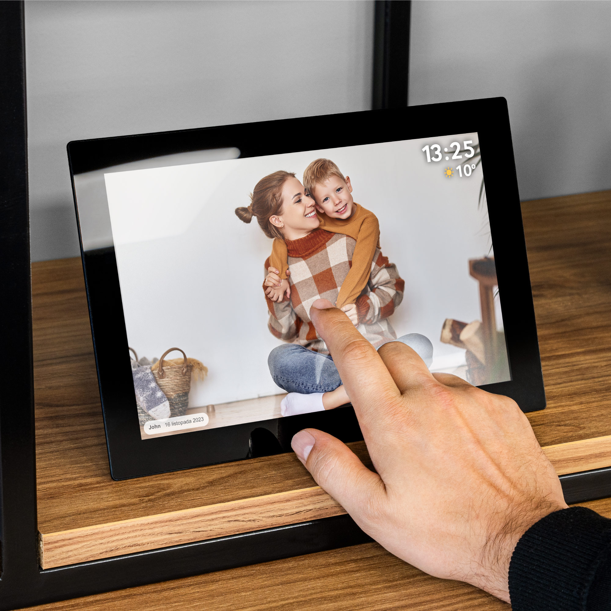 Touch digitalni foto okvir FRAMEO Wi-Fi zvočnik 10,1" črn + APP 4 Touch digitalni foto okvir FRAMEO Wi-Fi zvočnik 10,1" črn + APP - slika 2