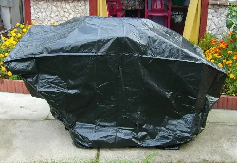 Univerzalno pokrivalo za žare 235x61x125cm 5 Črna zaščitna prevleka za žar na prostem v deževnem vremenu